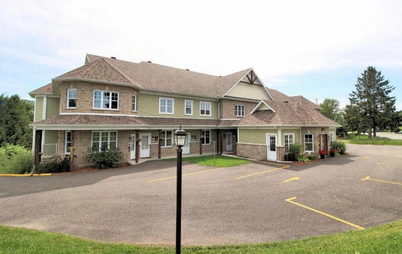 Le Champlain Condo-Hotel Bromont Exterior foto